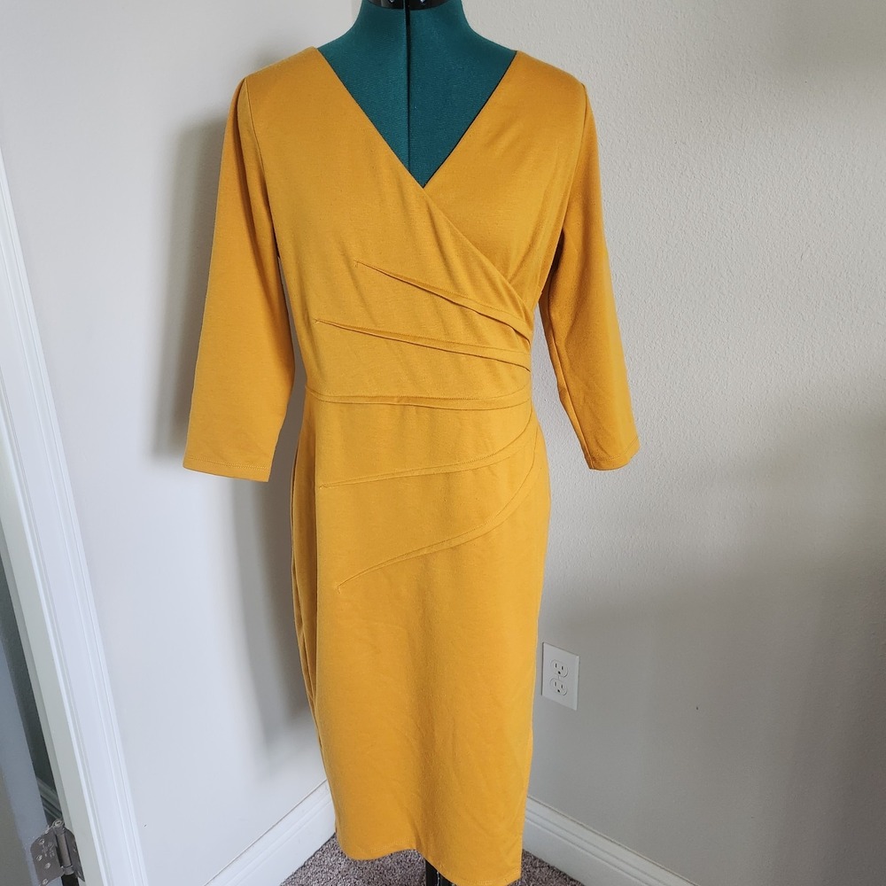 Maggy London Mustard Pencil Dress Draped V Neck Diagonal Side Pleating Size 10